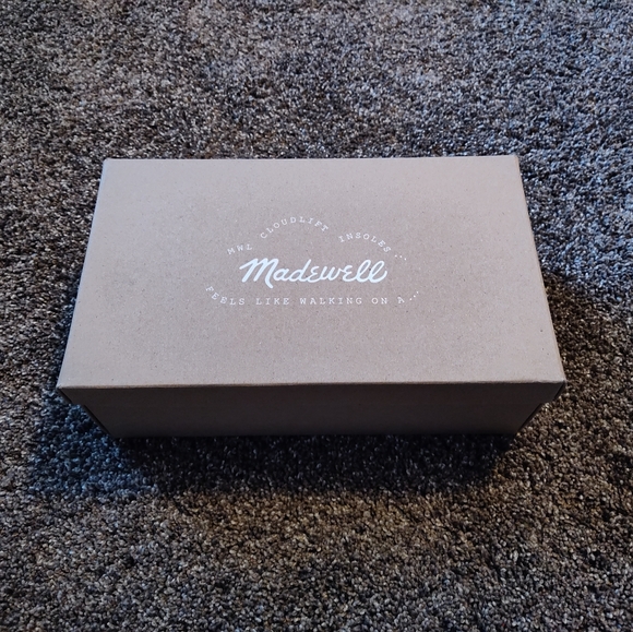 Madewell Sidewalk Canvas Sneakers - Picture 5 of 13